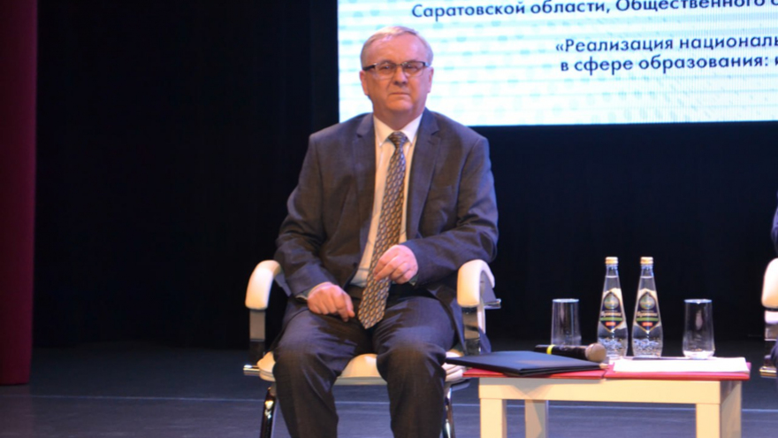 Министр пообещал закончить строительство и ремонт школ к 15 августа