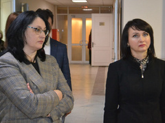 Министр пообещал закончить строительство и ремонт школ к 15 августа