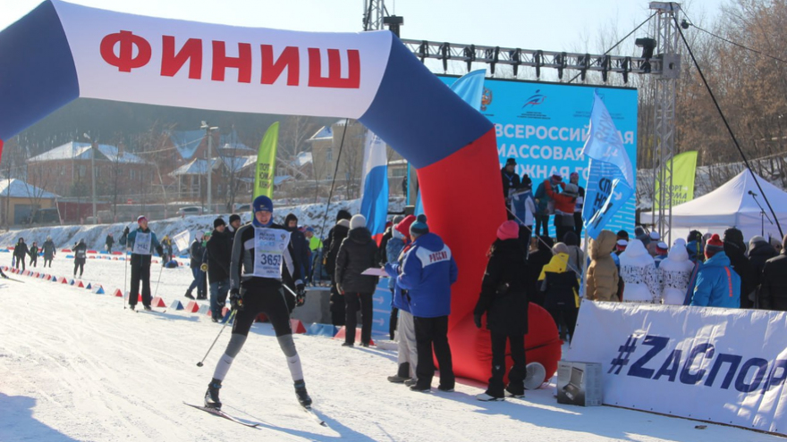 Лыжня России 2023 в Саратове: любители спорта поборолись за мультиварки и электрогриль от губернатора