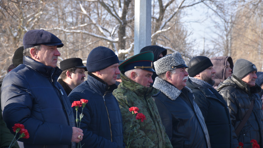 В Саратове почтили память воинов-интернационалистов