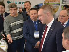 Саратовский губернатор посоветовал министру сельского хозяйства стыдиться результатов работы