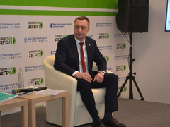 Саратовский губернатор посоветовал министру сельского хозяйства стыдиться результатов работы