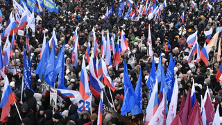 На митинг в центре Саратова пришли 10 тысяч человек
