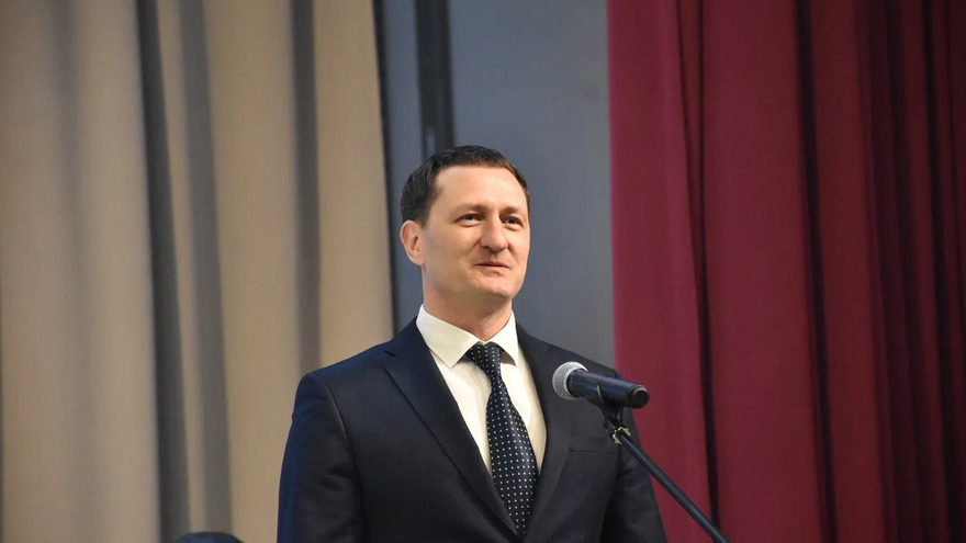 Дмитрия Романова переизбрали главой Марксовского района