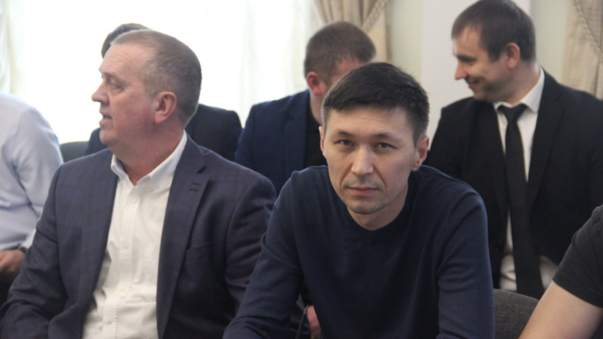 Саратовские депутаты обеспокоены ямами на дорогах к дачам