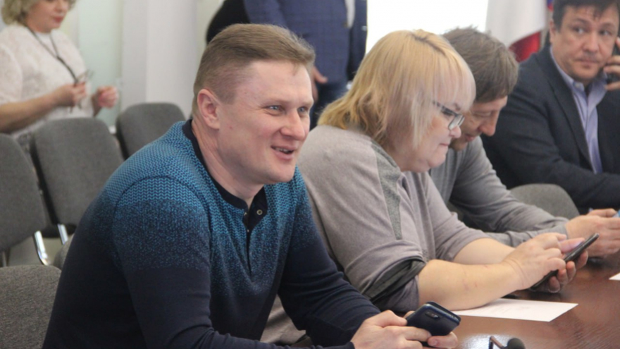 Саратовские депутаты обеспокоены ямами на дорогах к дачам