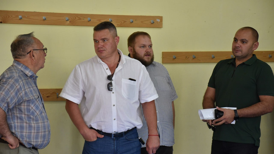 Чиновники пообещали не выселять спортклуб Время спорта из муниципального зала в Энгельсе