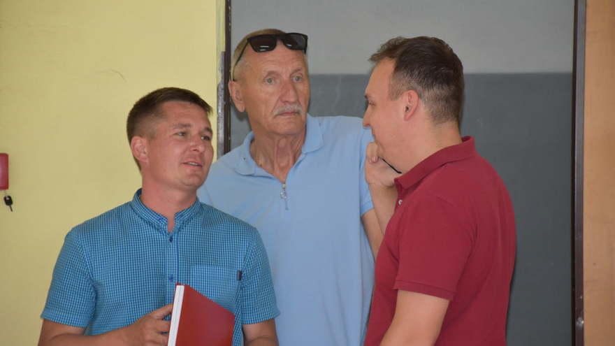 Чиновники пообещали не выселять спортклуб Время спорта из муниципального зала в Энгельсе