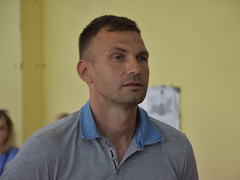 Чиновники пообещали не выселять спортклуб Время спорта из муниципального зала в Энгельсе