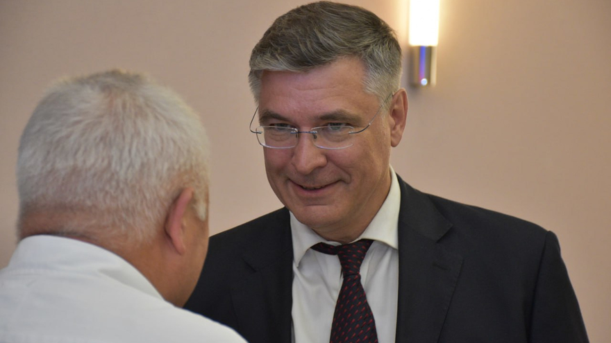 День России – 2023: в саратовском правительстве наградили спасателей, ученых, общественников и военных