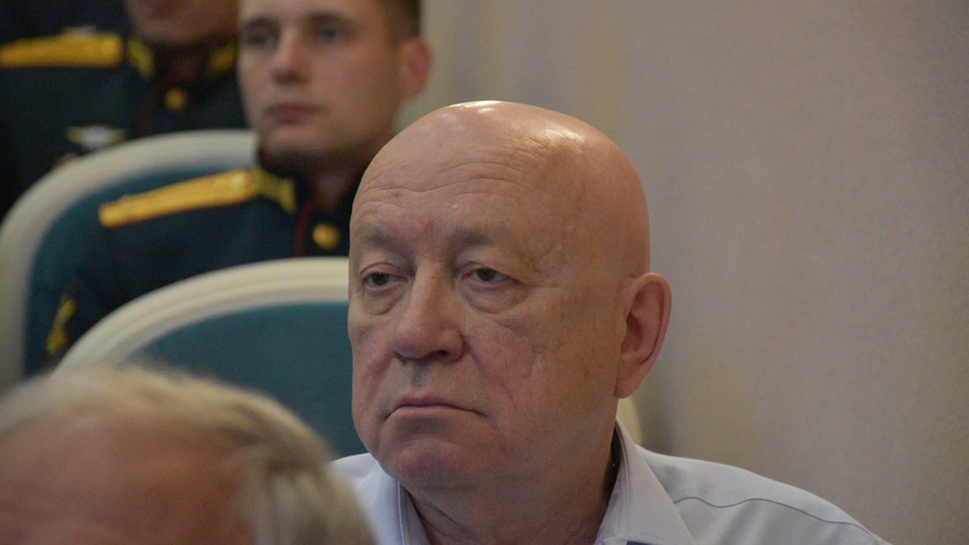 День России – 2023: в саратовском правительстве наградили спасателей, ученых, общественников и военных