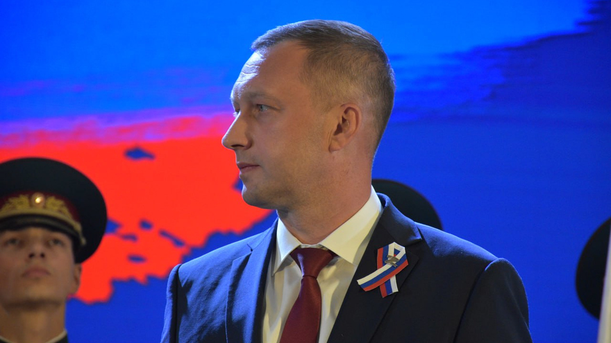 День России – 2023: в саратовском правительстве наградили спасателей, ученых, общественников и военных