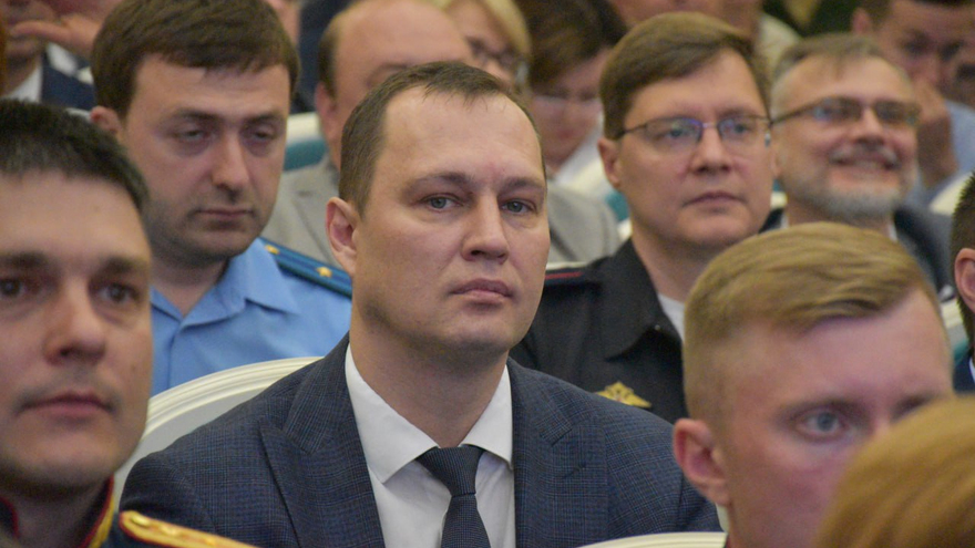 День России – 2023: в саратовском правительстве наградили спасателей, ученых, общественников и военных
