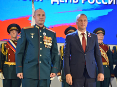 День России – 2023: в саратовском правительстве наградили спасателей, ученых, общественников и военных
