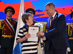 День России – 2023: в саратовском правительстве наградили спасателей, ученых, общественников и военных