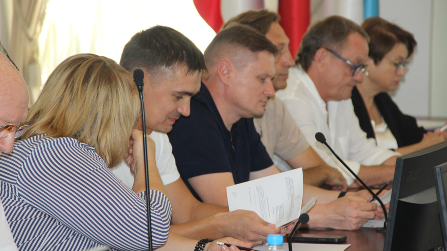 Спортплощадки подальше от домов: депутаты доработали правила благоустройства Саратова