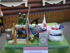 Саратовцам наливали азербайджанскую, татарскую и цыганскую окрошку и пели Я русский