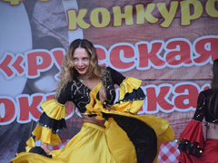Саратовцам наливали азербайджанскую, татарскую и цыганскую окрошку и пели Я русский