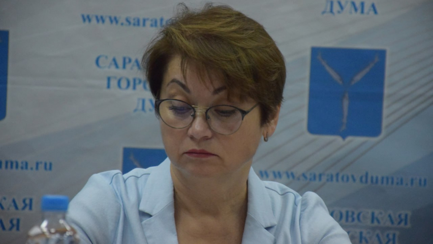 В Саратове 11 школ переведут на обучение в одну смену