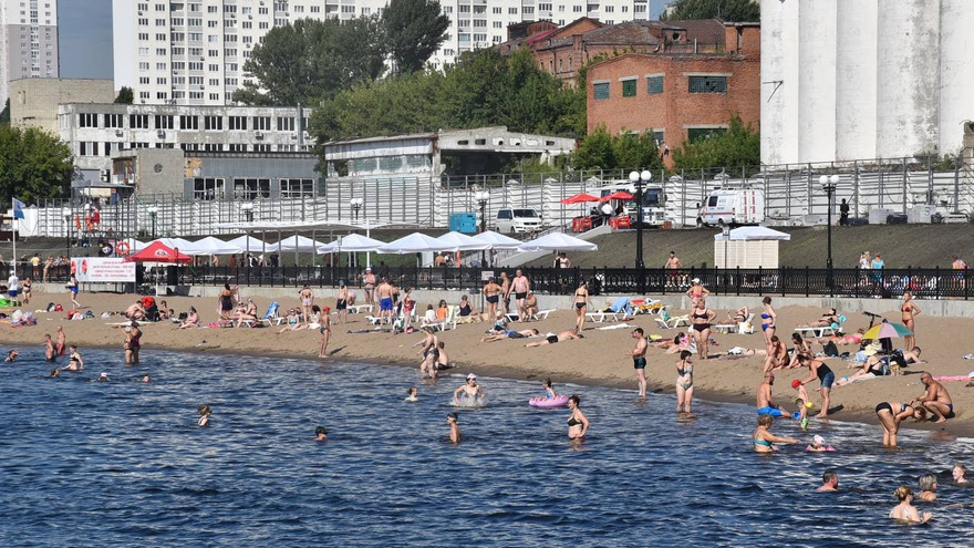 На новом пляже в Саратове временно запретили купаться