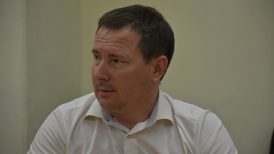 Названы места, где в Саратове планируют открыть платные парковки