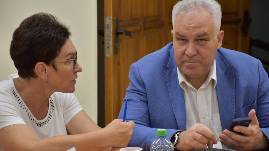 Названы места, где в Саратове планируют открыть платные парковки