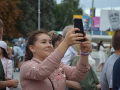 В центре Саратова устроили концерт в честь Дня Государственного флага России 
