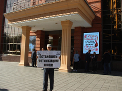 Порочная практика: саратовский губернатор назвал главные проблемы школьного образования