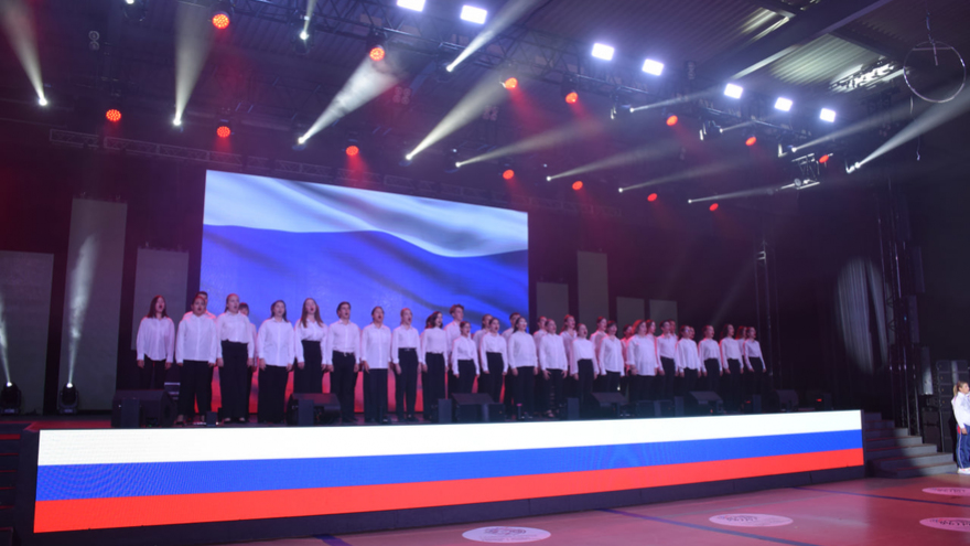 Умный Город: в Саратове выступили DJ Грув и экс-солист Премьер-министра