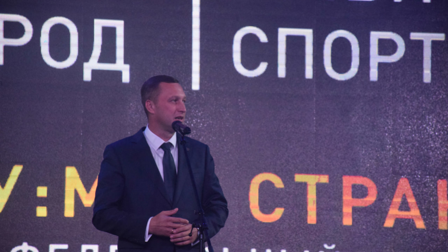 Умный Город: в Саратове выступили DJ Грув и экс-солист Премьер-министра