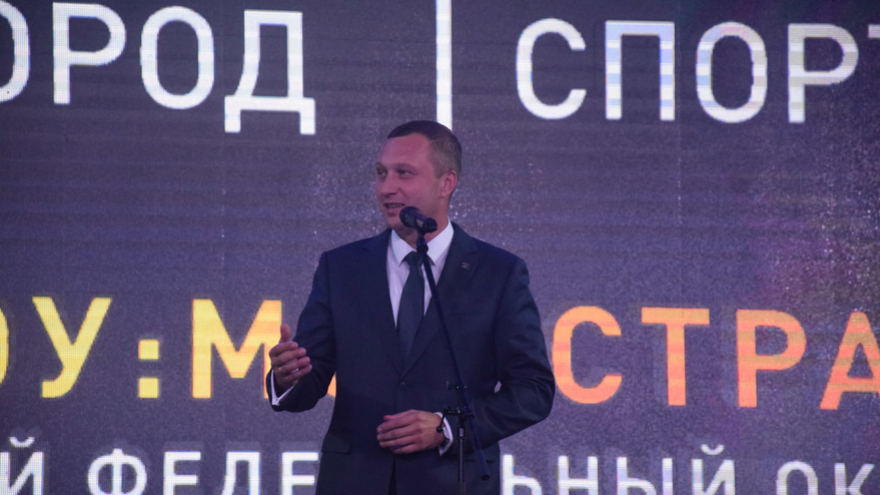 Умный Город: в Саратове выступили DJ Грув и экс-солист Премьер-министра