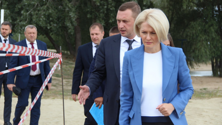 Вице-премьеру Правительства РФ Виктории Абрамченко показали крупнейший коллектор Саратова