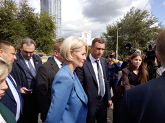 Вице-премьеру Правительства РФ Виктории Абрамченко показали крупнейший коллектор Саратова