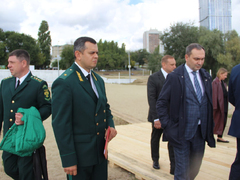 Вице-премьеру Правительства РФ Виктории Абрамченко показали крупнейший коллектор Саратова