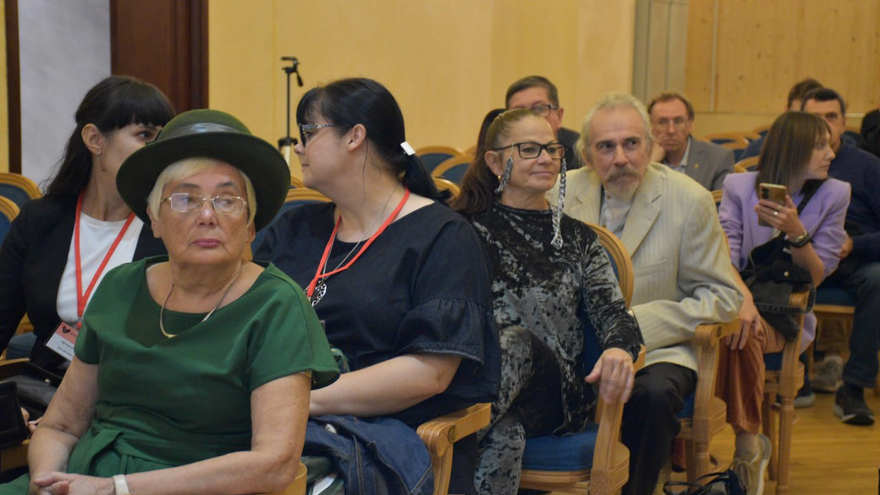 Охота за мгновением, Отцы, Обертка. В Саратове вручили призы победителям Саратовских страданий