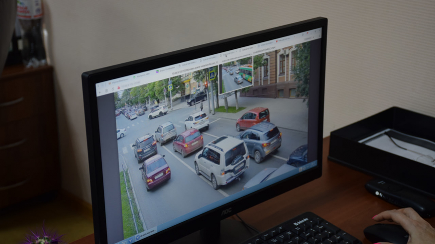 В Саратовской области запустят три автомобиля с камерами фиксации нарушений ПДД