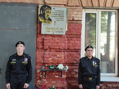 Друг, патриот, профессионал: в Саратове почтили память актера Сергея Пускепалиса