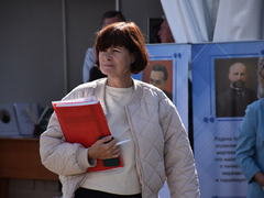 Я кабан, а вы вонючки, Кому на Руси сидеть хорошо, Словарь для интеллектуального общения: в Саратове открылся фестиваль Волжская волна