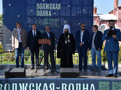 Я кабан, а вы вонючки, Кому на Руси сидеть хорошо, Словарь для интеллектуального общения: в Саратове открылся фестиваль Волжская волна
