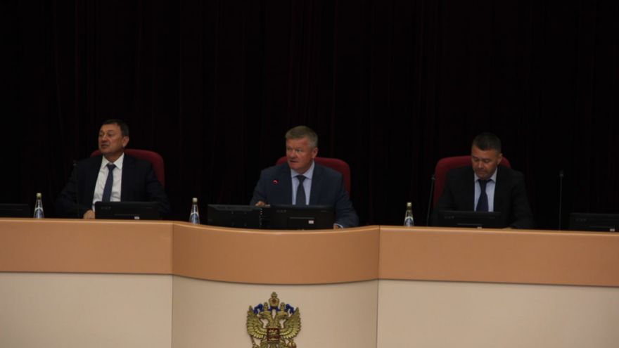 В Саратовской области не хватает миллиарда на повышение зарплаты медикам
