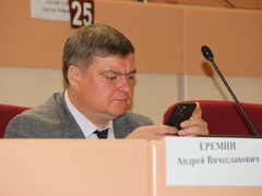 В Саратовской области не хватает миллиарда на повышение зарплаты медикам