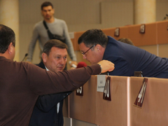 В Саратовской области не хватает миллиарда на повышение зарплаты медикам