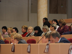 В Саратовской области не хватает миллиарда на повышение зарплаты медикам