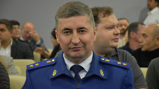 В Саратове переполненными школами займется прокуратура