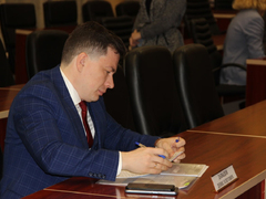 Среднюю зарплату жителей Саратовской области оценили в 48 тысяч