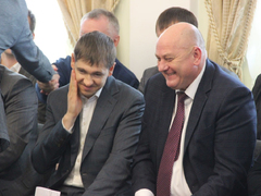 В Заводском районе затапливает железную дорогу: власти не могут найти собственника труб