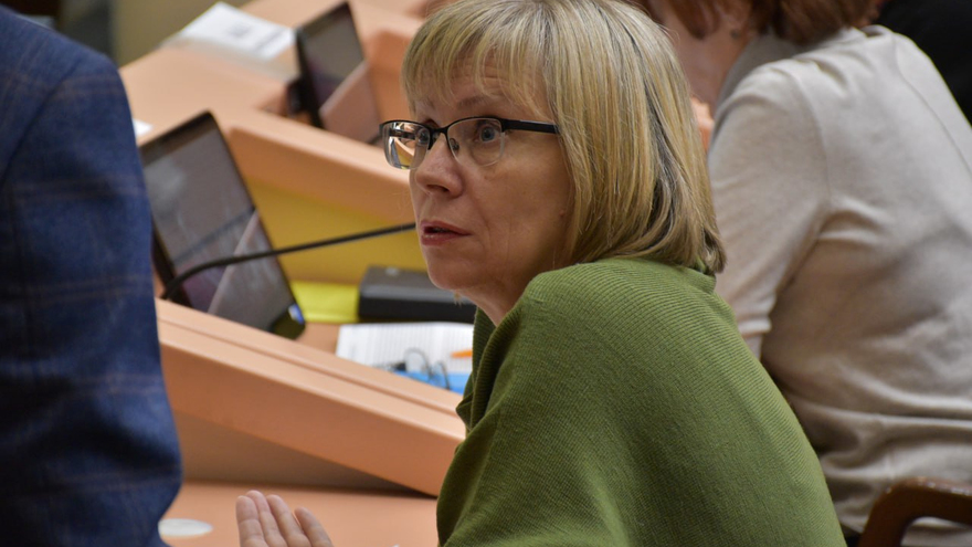 Уборка классов, благоустройство дворов, ремонт книг: названы направления трудового воспитания в саратовских школах