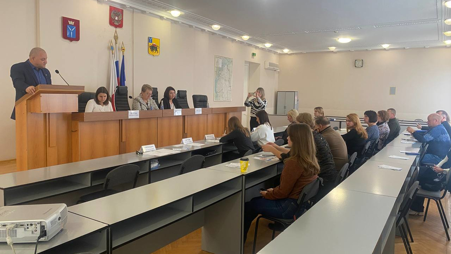 В администрации Энгельсского муниципального района состоялась встреча с представителями малого бизнеса туристической отрасли 