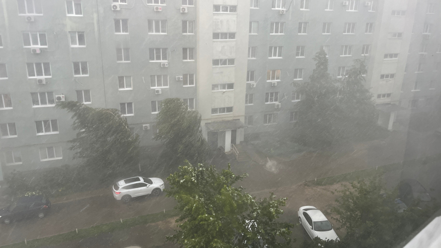 Синоптики спрогнозировали мощный ливень и похолодание до -5