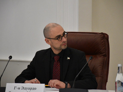 Губернатор договорился с послом Мехиасом провести в Саратове Дни мексиканской культуры